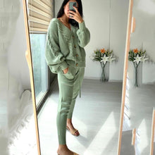 Load image into Gallery viewer, Knitted Two Piece Lounge Set