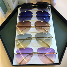 Load image into Gallery viewer, Faded Lens Oversized Aviator Sunglasses