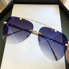 Load image into Gallery viewer, Faded Lens Oversized Aviator Sunglasses