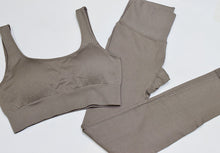 Load image into Gallery viewer, 2 Piece High Waist Seamless Yoga Set