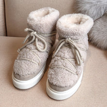 Load image into Gallery viewer, Laced Wool Snow Boots