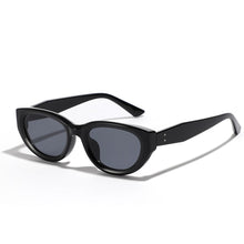 Load image into Gallery viewer, Retro Look Cat Eye Sunglasses UV400
