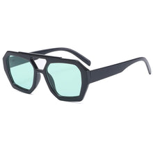 Load image into Gallery viewer, Retro Look Fashion Sunglasses UV400
