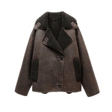 Load image into Gallery viewer, Faux Leather Lambswool Single Breasted Lapel Coat
