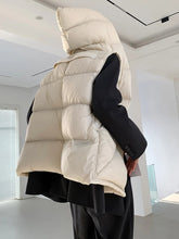 Load image into Gallery viewer, Ultra Light Hooded Gilet
