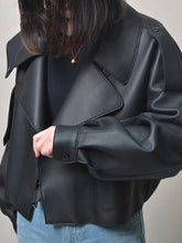 Load image into Gallery viewer, Oversized Pu Leather Jacket
