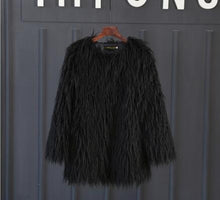 Load image into Gallery viewer, Faux fur coat
