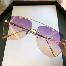 Load image into Gallery viewer, Faded Lens Oversized Aviator Sunglasses
